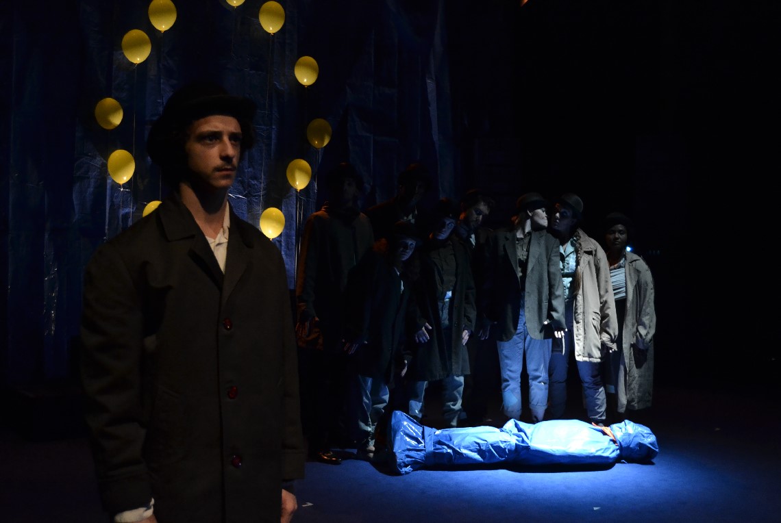 Foto dallo spettacolo teatrale "Una cançó per a Europa" del progetto Escena Erasmus