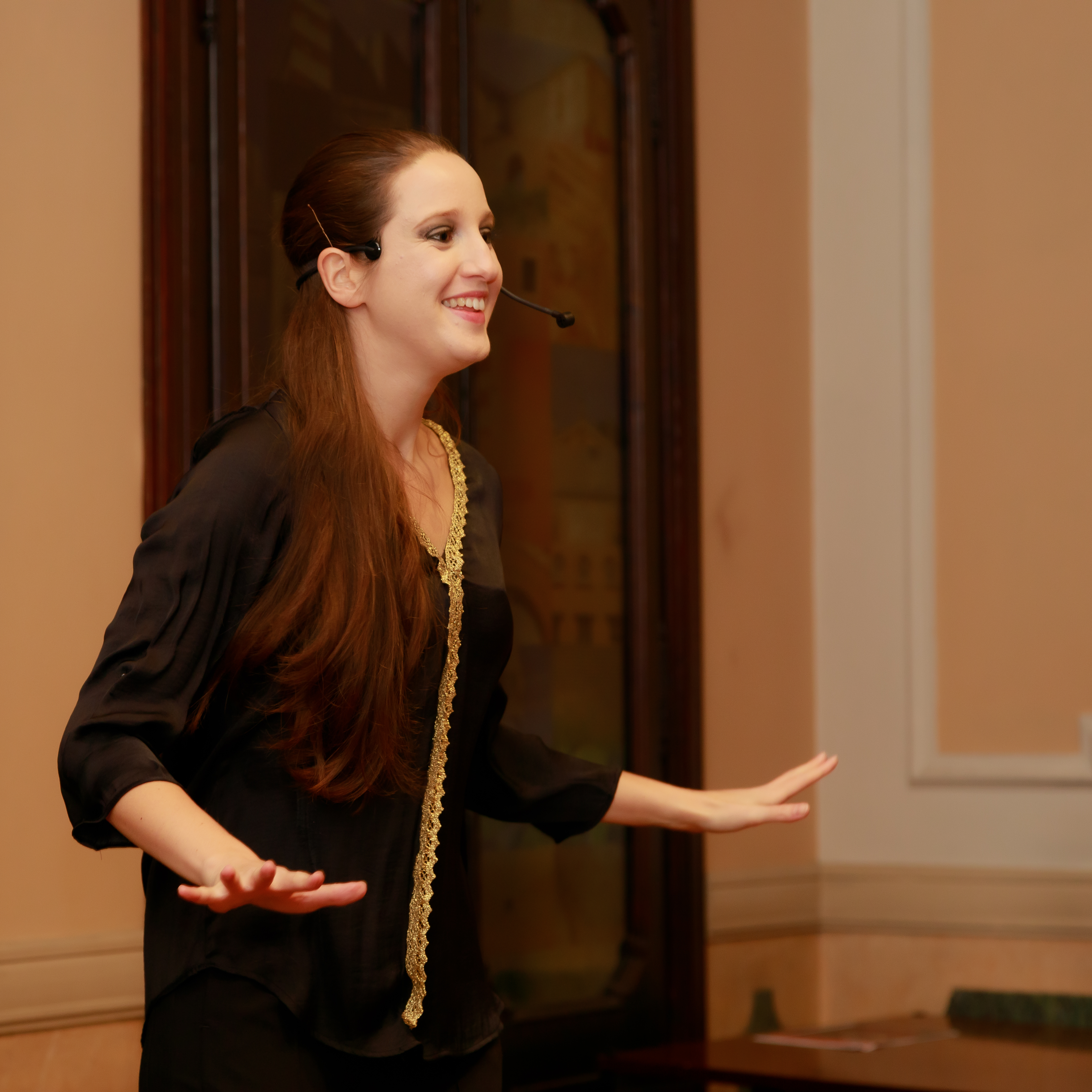 Foto dallo spettacolo teatrale "Elena Cornaro - Per tutte le altre" - Silvia Gualtieri e Gli Enarmonici